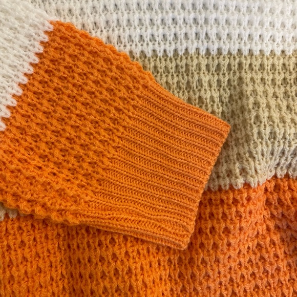 Colorful Knit Sweater - Picture 4 of 4